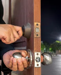 Chicago Quickly Locksmith Chicago, IL 312-809-3979 Chicago Quickly Locksmith Chicago, IL 312-809-3979 - res-01